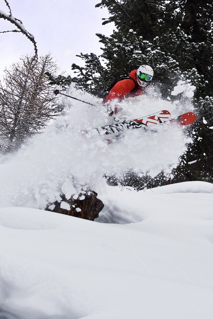 Stubb skutt. Foto: Adam Jonsson. Åkare: Robin Ljungqwist.