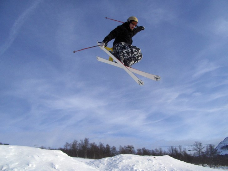 tailgrab. Foto: Sara Forsbring. Åkare: Henke Karlsson.
