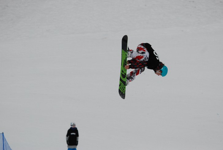 Bruket Big Air  13/3 2011, 1:a herrar äldre. Foto: Peter Broström. Åkare: Martin Agerstig.