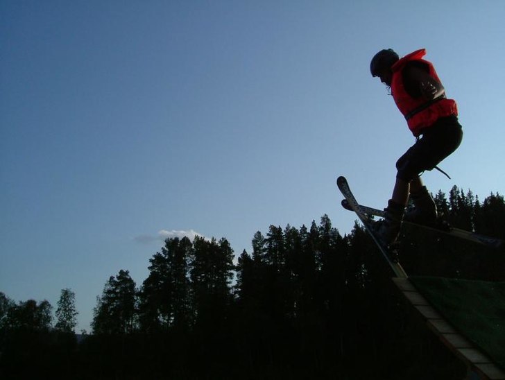vattenhopp. Åkare: Vanessa Stavenow.