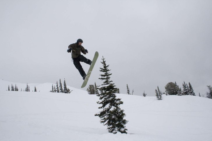 Skön bakåtvikt Mike :). Foto: Jens Andersson. Åkare: Mikael Johansson.