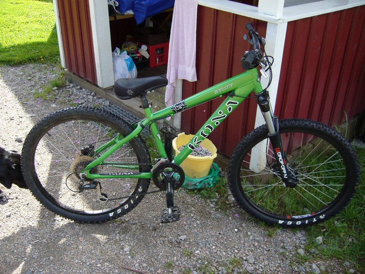MIN HOJJ....... Foto: NICLAS. Åkare: CYKEL.