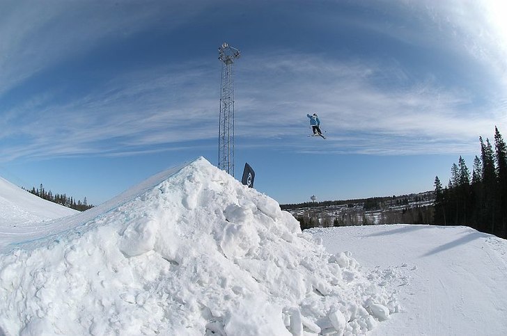 skön air time . Foto: Vilse@freeride. Åkare: oscar fransson.