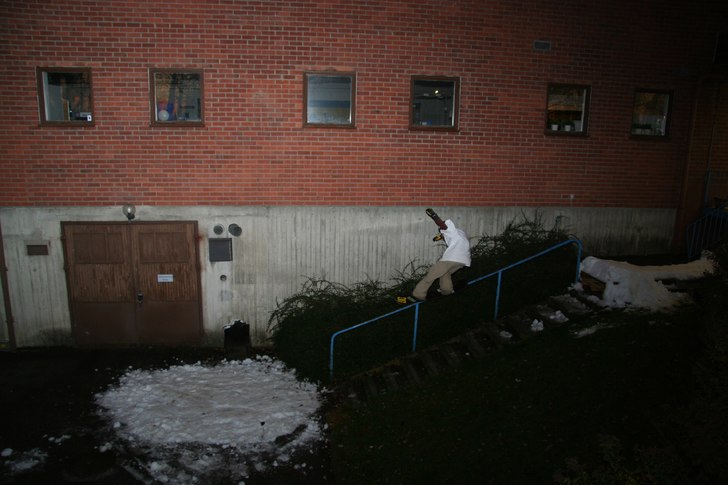 tailpress på ahlsell's trappräcke. Foto: mathias boström. Åkare: FILÄÄÄHH!.