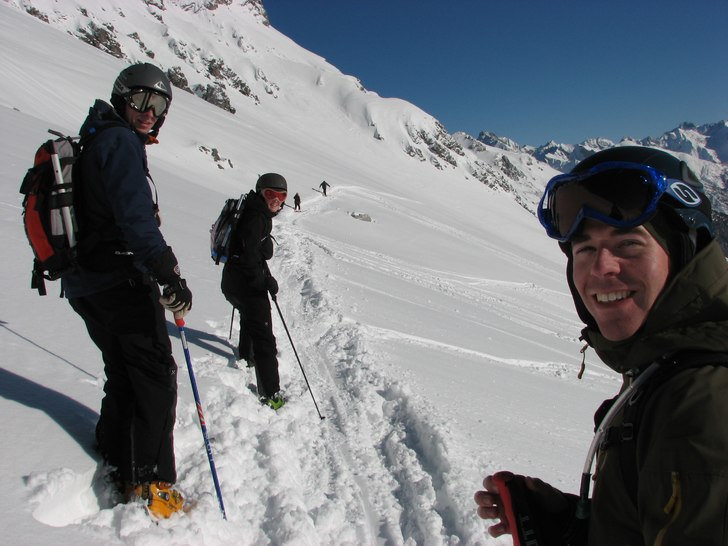 Kapall 2330, strax innan typ 900 fallhöjdsmeter n. Foto: Lars Dandanell. Åkare: Erik, Josef, LillTove.