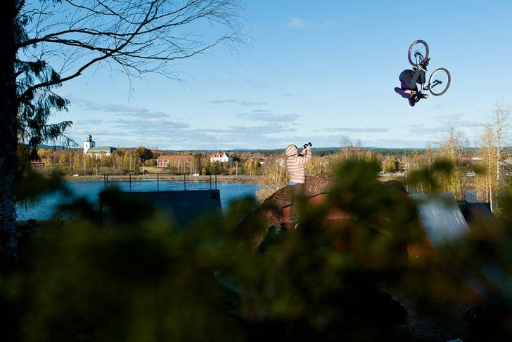 Frontie. Foto: Thomas Lundman. Åkare: Patrik Wikström.