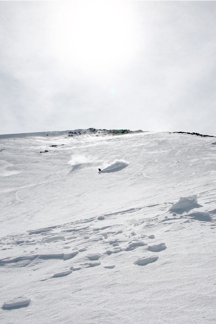 På väg utför Peak 10 efter hajken.. Foto: Sverker Högbom. Åkare: Henrik Petersson.