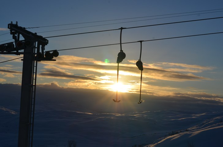 Åpen bakke 2016 og flotte forhold!
Nysnø, sol, -.
