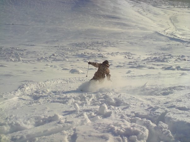 Lofsdalen lite lössnö åkning. Foto: Wille Falk. Åkare: Jesper Olsson (me).