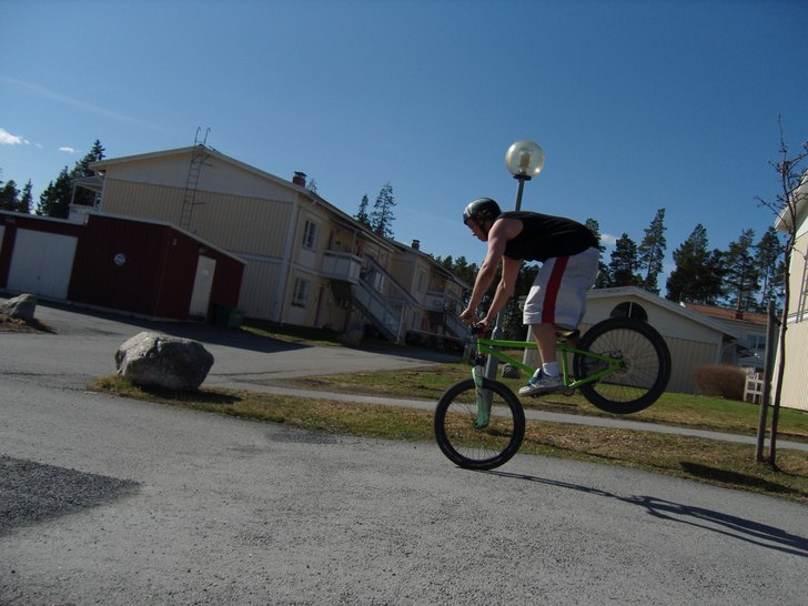 Nosemanual. Foto: Fredrik Landström. Åkare: Emil Moberg.