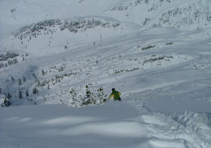 Underbart åk i Galtur som är en liten ort några. Foto: Filip Wästberg. Åkare: Richard.
