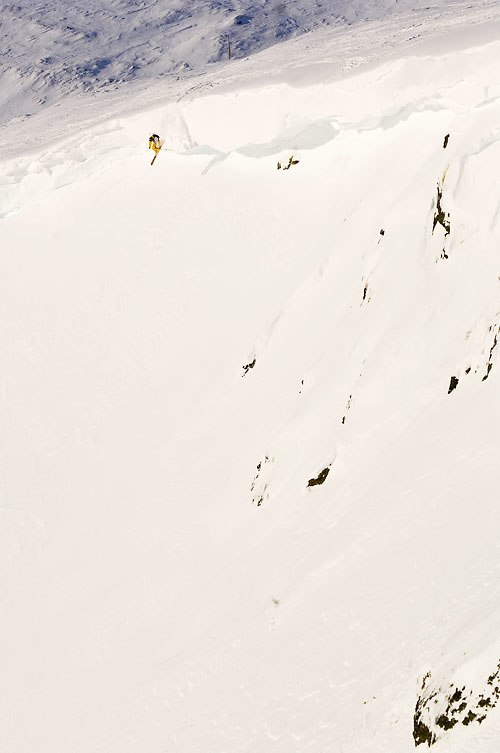 Lite platt landning, men fint flyg. Tyvärr blev d. Foto: Jesper Molin. Åkare: Henrik Utter.
