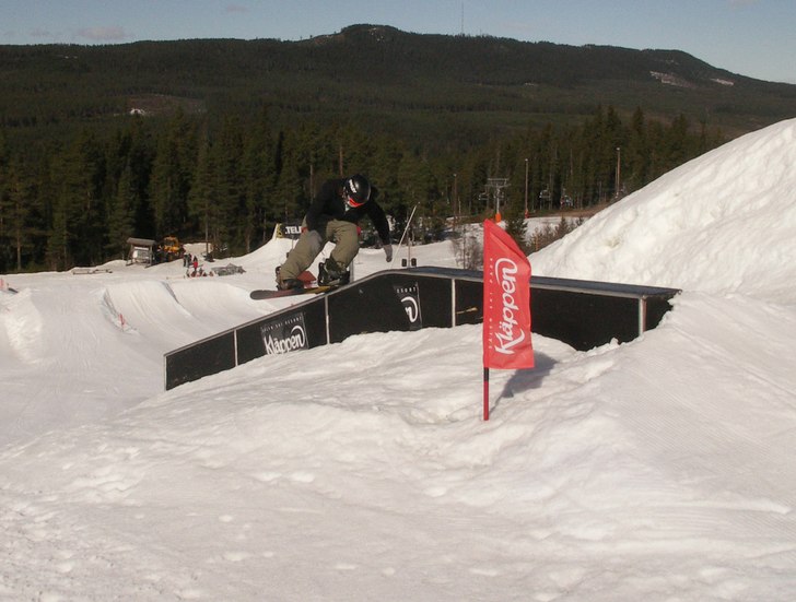 lite fs railing. Foto: Robint @ fr / millionaire. Åkare: gustav.