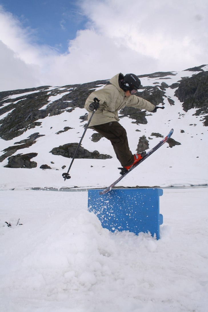 Tailbonk 180. Foto: Joakim Croy. Åkare: Maxi Smith.