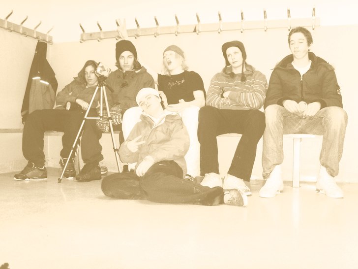 8 timmar, 2 åk..nice. Foto: Sjlvutlösning. Åkare: VG,pelle,erik,chrille,robin,billy.