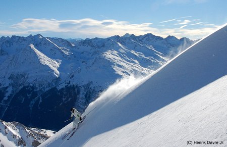 Foto: Henrik Døvre Jr.. Åkare: Maria D. Thorvik.