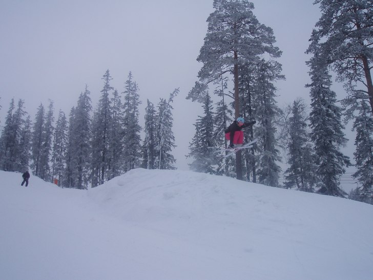kasst väder, kassa hopp, kass tjej.
ska hålla s. Foto: seppo. Åkare: emma.