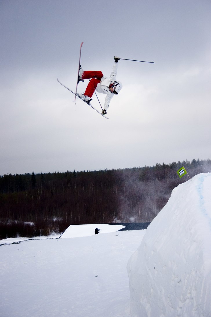 En baklänges snurr med en tail. Foto: Karl. Åkare: Elias Henderson.