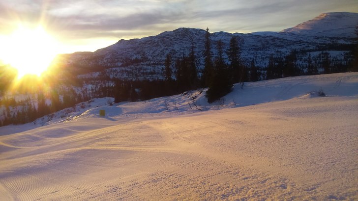 God morgen:-) 
Velkommen til Familiebakken og evnt.