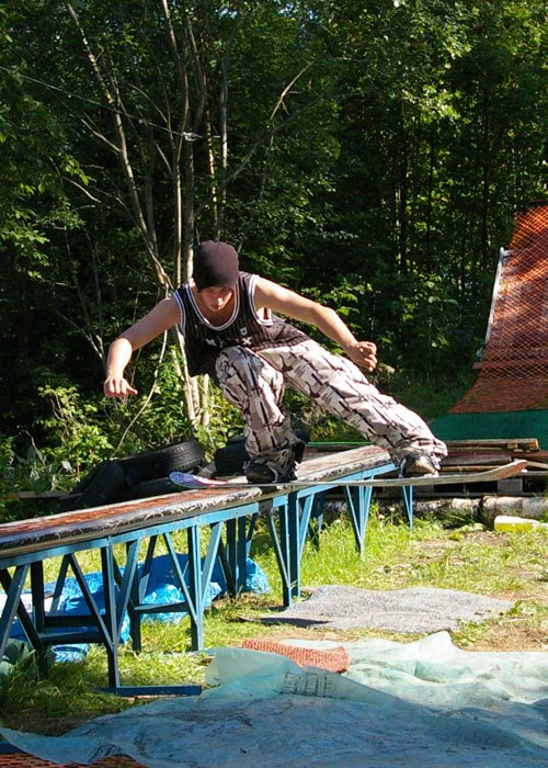 Häng som bara den! Grymt Jeppe!. Foto: Manne Sundvisson. Åkare: Jesper Eriksson.