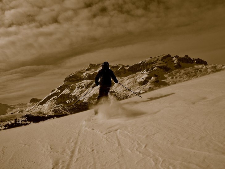 Lite skön skidåkning i Italien. Foto: Pelle Larås. Åkare: Anton Moritz.