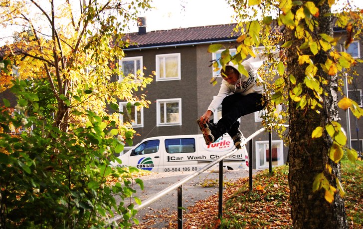 En fishgrind gjord av mig ;). Foto: Per eriksson. Åkare: William Frykholm.