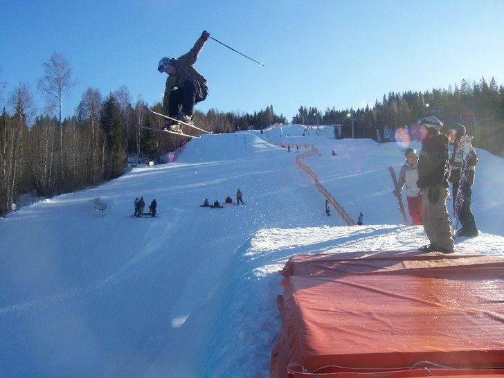 blev inte så högt :). Foto: Adam. Åkare: Andreas Lööf.