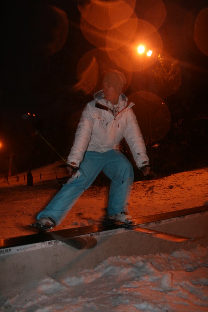 en dålig dag i sunnersta.. . Foto: sebastian borg. Åkare: jens lindström.