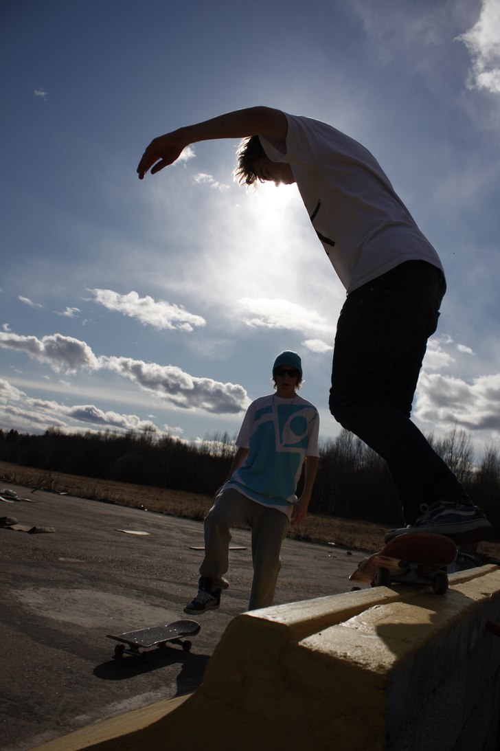 Jag kan inte vad alla skatetrick heter men bilden . Foto: Max Ekholm. Åkare: Martin Flenhagen.