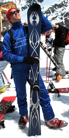 TELEBOARD på avslutningsdagen av säsong 2008 i G. Foto: Oskar V Röberg. Åkare: Erik Brinkman.