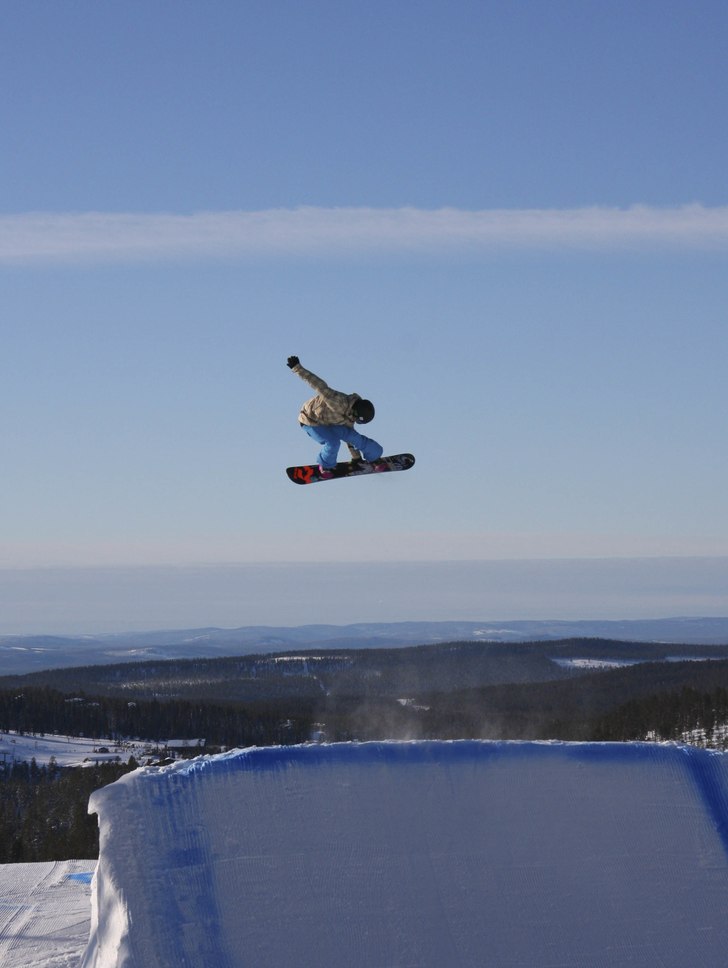 Åkare: Anders Aspgård
Trick: Bs 180
Foto: Bror. Foto: Bror Ax. Åkare: Anders Aspgård.