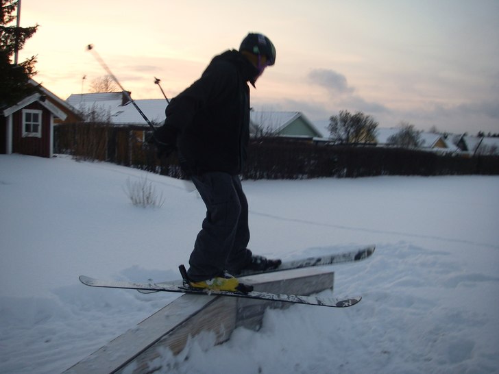 första rail sess för sessongen. Foto: falken. Åkare: jag.