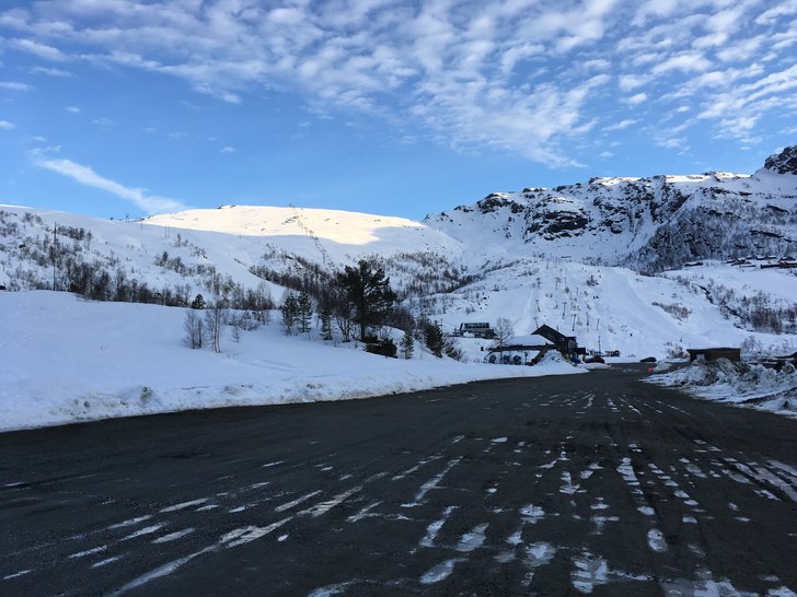 Sol og fine forhold!
Nå er det 2 grader, pent væ.