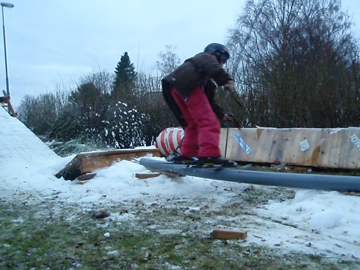 lite rail :b. Foto: Wictor. Åkare: Jesper Eriksson.