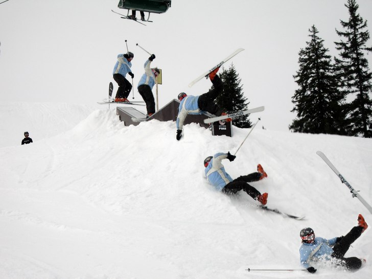 Lion guide på rail i lech...... Foto: Alexb. Åkare: gruff.