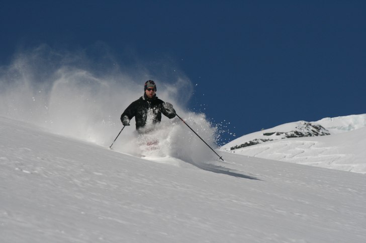skärtorsdag, 80 cm puder. Foto: pea. Åkare: erik.