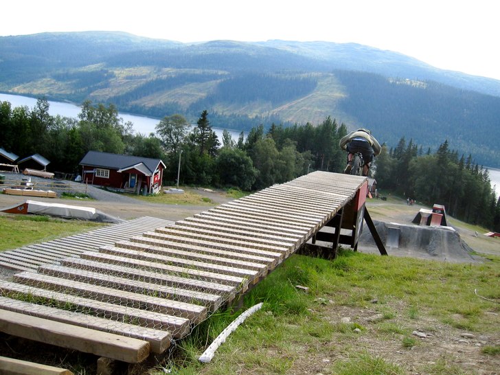 litet dropp. Foto: johan. Åkare: moi.