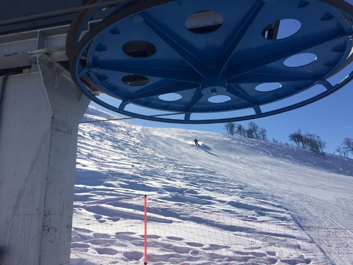 Nok en flott vinterdag
Fortsatt pudder å hente i .