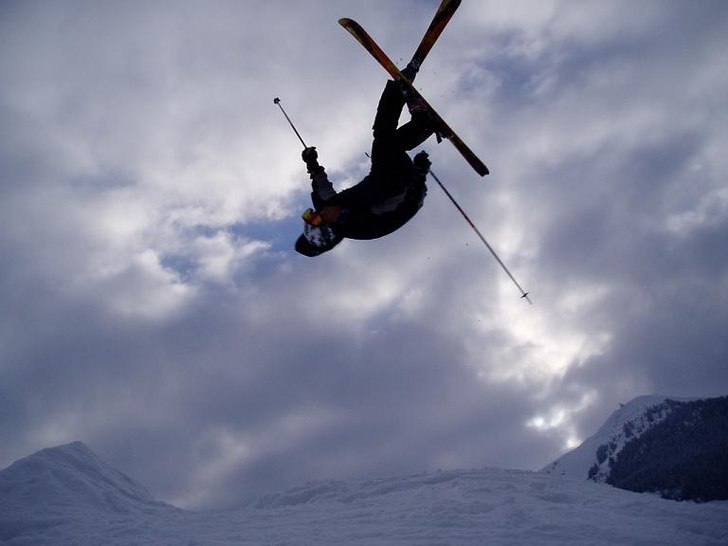 Lincoln. sportlovet vintern 04/05. Foto: Olle Högman. Åkare: Petter Elfsberg.