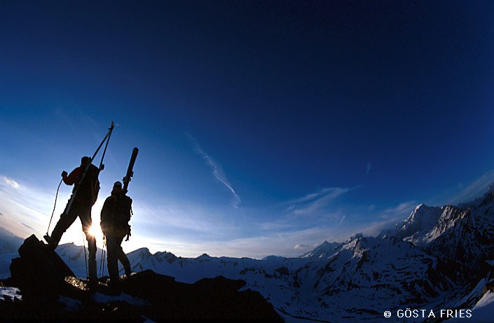 Vi hade i alla fall en solnedgång.. Foto: G Fries. Åkare: Lång-Mange, Billy.