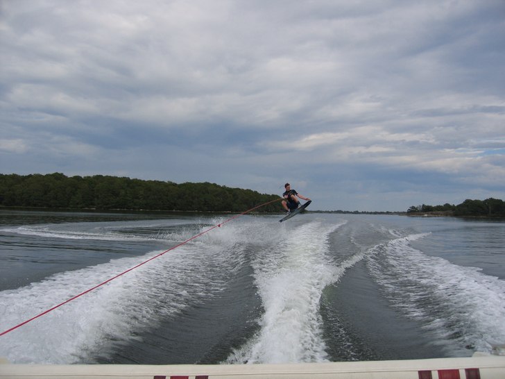 Fick ett skönt upphopp med go pop. Det var bara a. Foto: Ted Trudesson. Åkare: Me, Henrik Petersson.