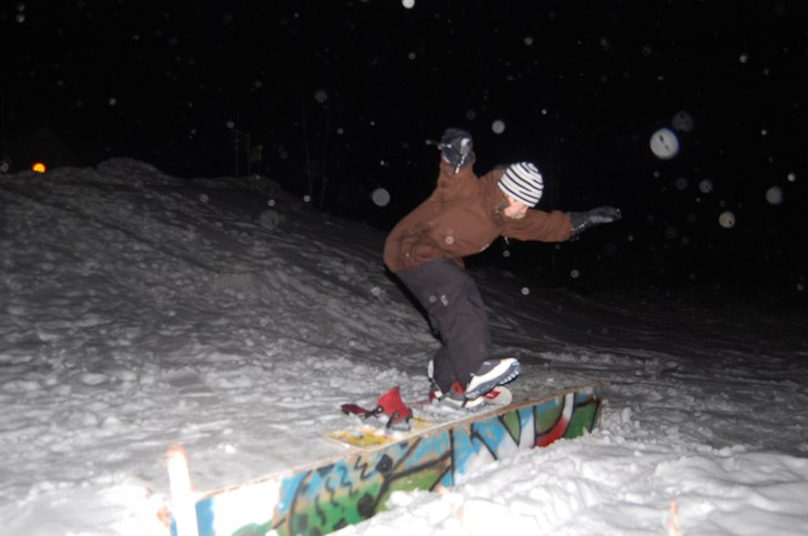 Karate Kick. Foto: Stiffy P. Åkare: Oggek.