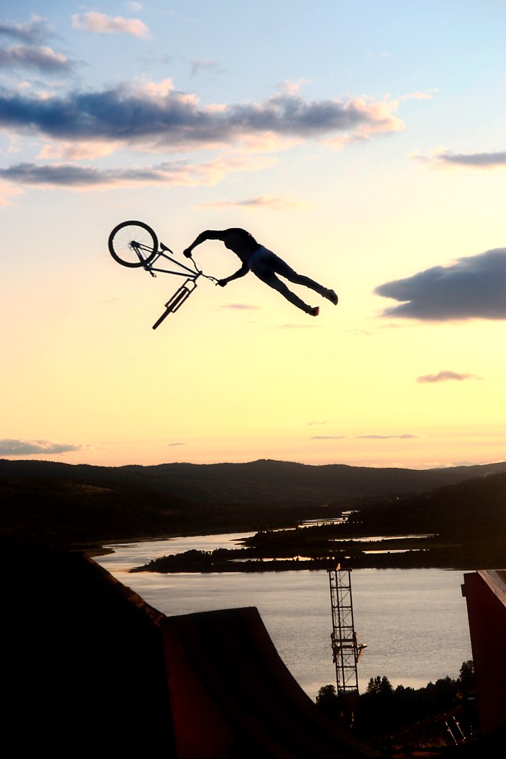 Efter Sent it stannade jag och några polare kvar . Foto: Fredrik Persson. Åkare: Martin Söderström.
