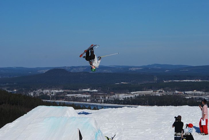 Gjorde fronflip på Big Air men tyvär så oversho. Åkare: Michael von Wachenfeldt.
