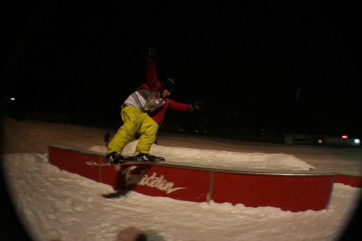 körde lite box på torget i tandådalen.. Foto: Emma Hedö. Åkare: Jag.
