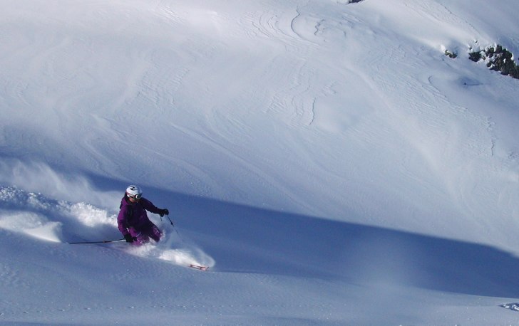 Baksidan Cugnai. Foto: Rickard Olsson. Åkare: Niklas Vogel.
