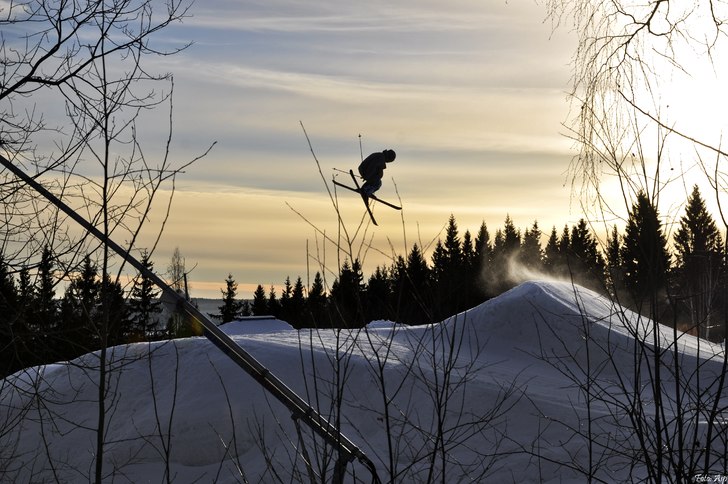 Söndag förmiddag i Nolby!. Foto: Johan Asp. Åkare: Per.