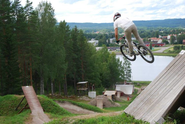 Alftabikepark
@kristianrosster. Foto: Tomas Hjelmér. Åkare: Kristian Rosster.
