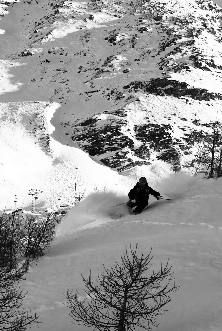 Foto: Adam Jonsson. Åkare: Robin Ljungqwist.
