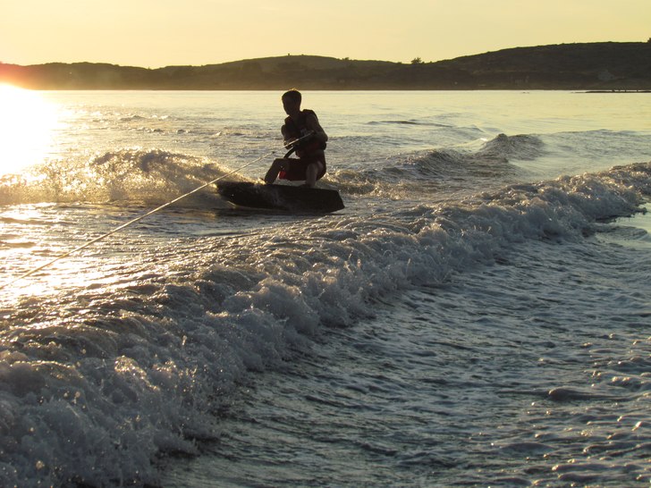 Underbar sommarkväll !. Foto: Ellen Larsson. Åkare: Robin Henriksen.